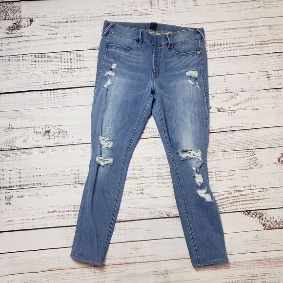 True Religion -  Distressed Jegging - Size Large ~ Posh Host Pick! ~ - Picture 1 of 9